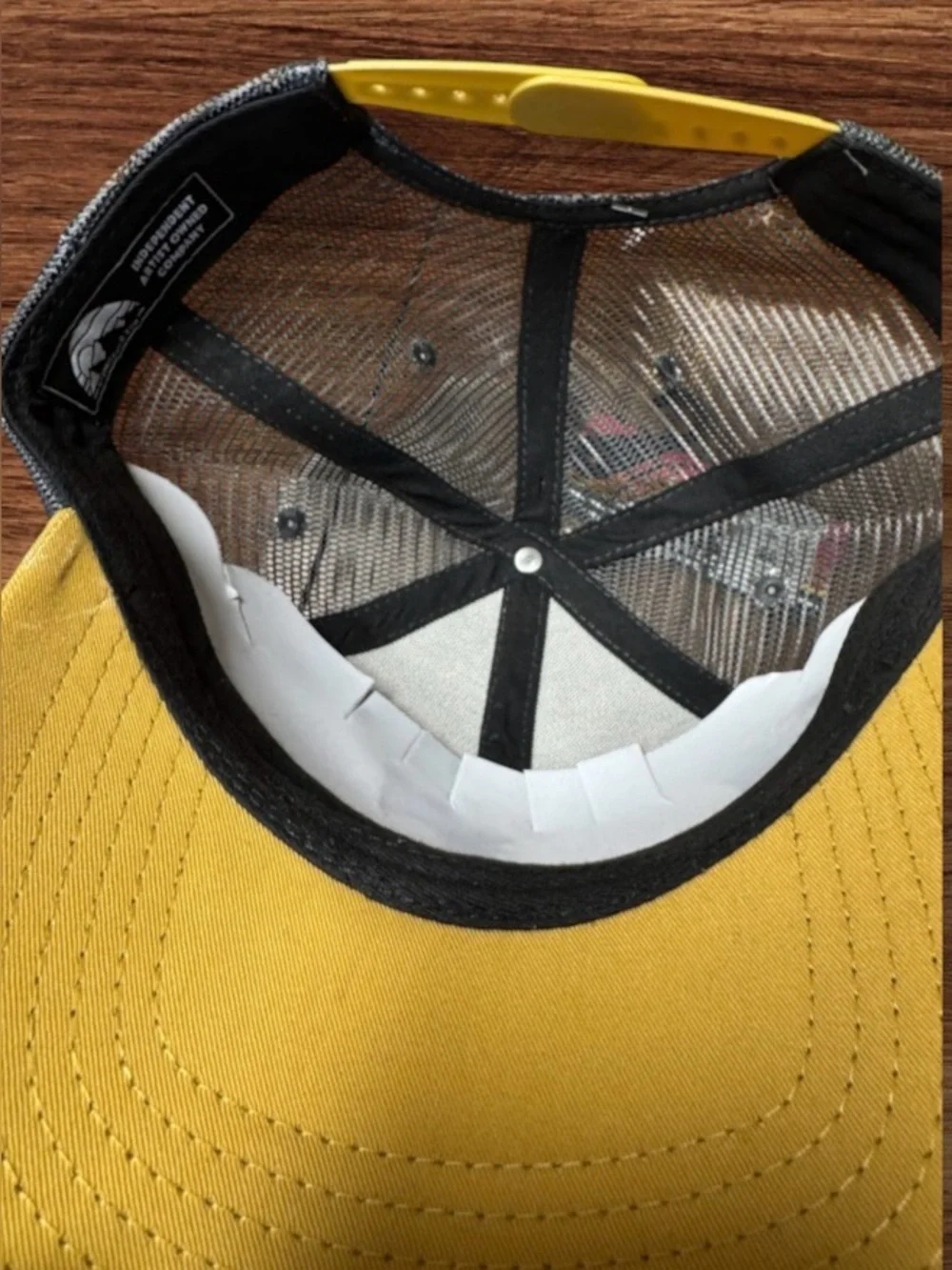 NWT a ColoradoCool Red Rocks Amphitheatre trucker hat